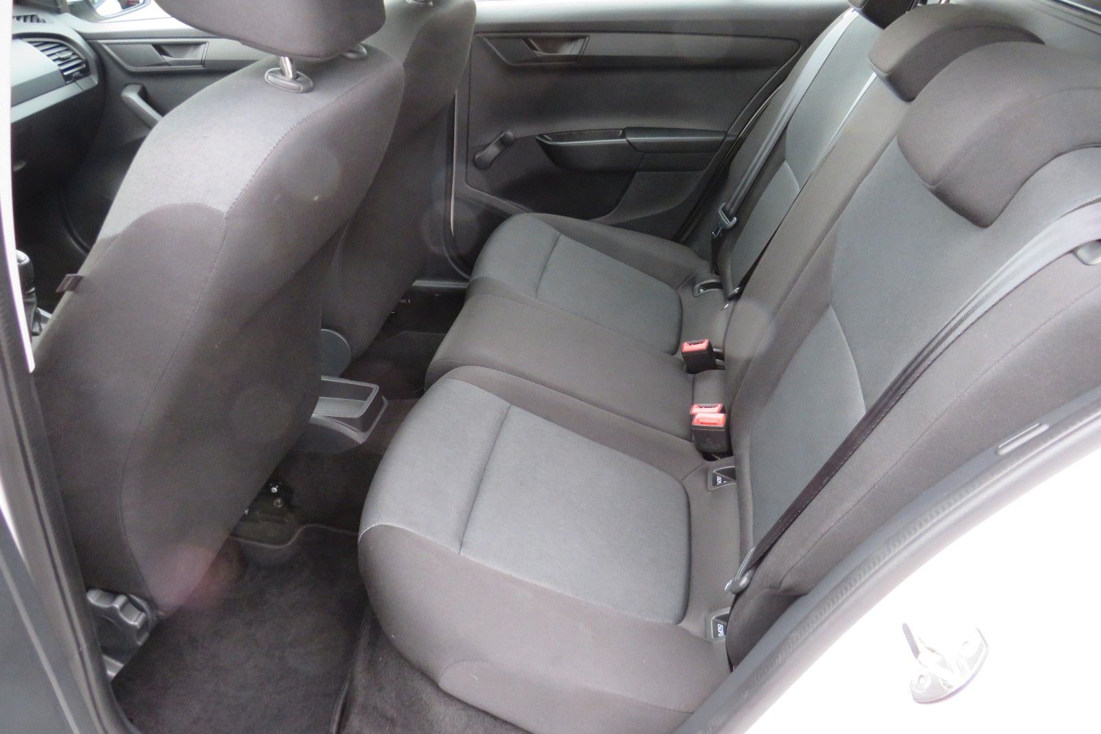Fahrzeugabbildung SKODA Fabia Combi KLIMA SITZHEIZUNG PDC ALU 1.HAND