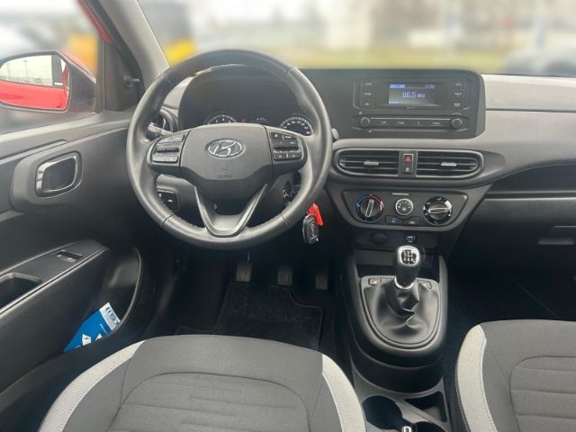 Fahrzeugabbildung Hyundai i10 Select 1.0 EU6d Navi Apple CarPlay Android A