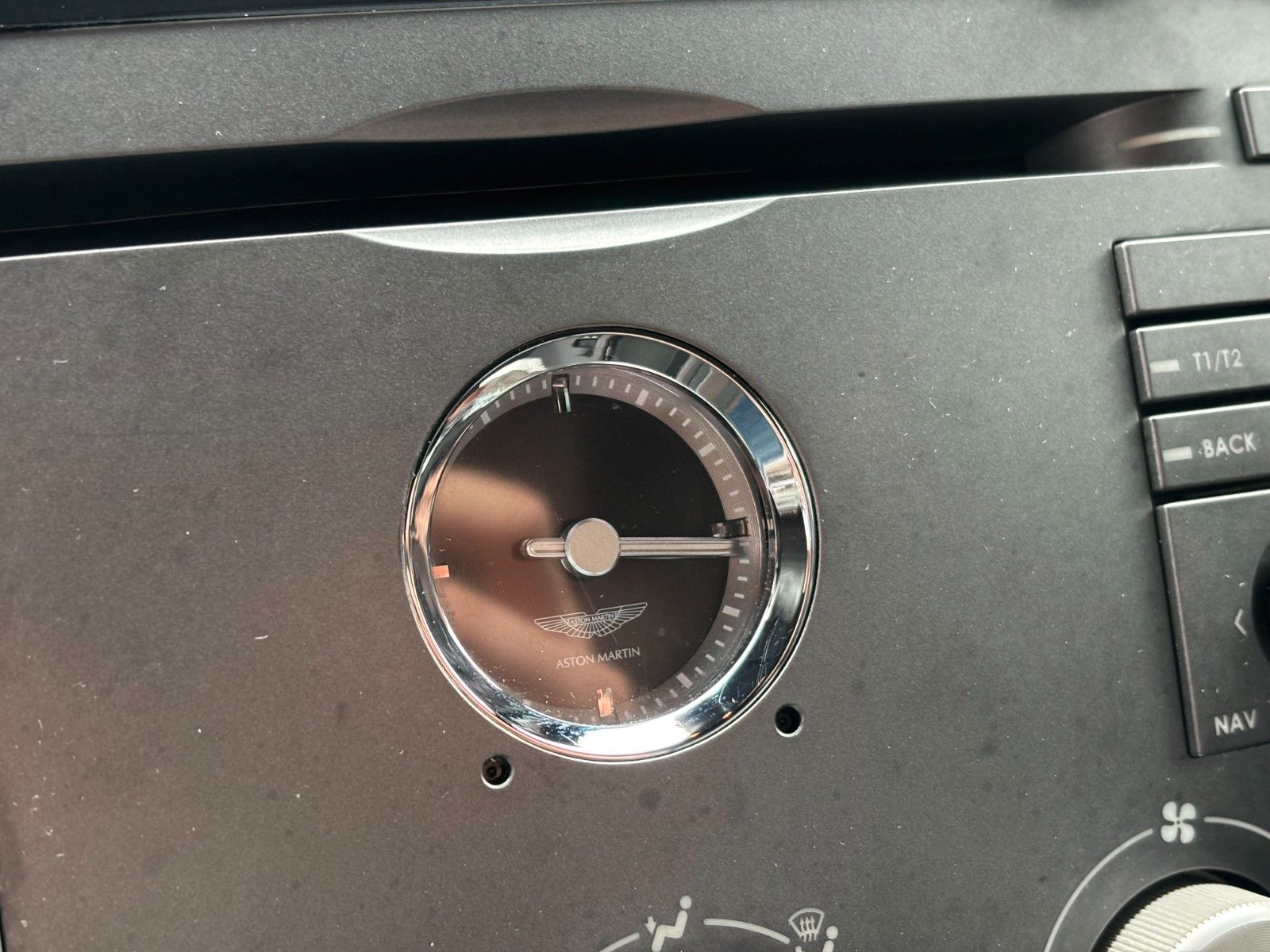 Fahrzeugabbildung Aston Martin DB9 LM 1of124 Sonderedition