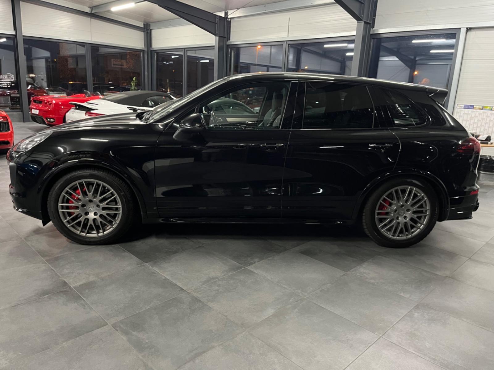 Porsche Cayenne GTS FACELIFT