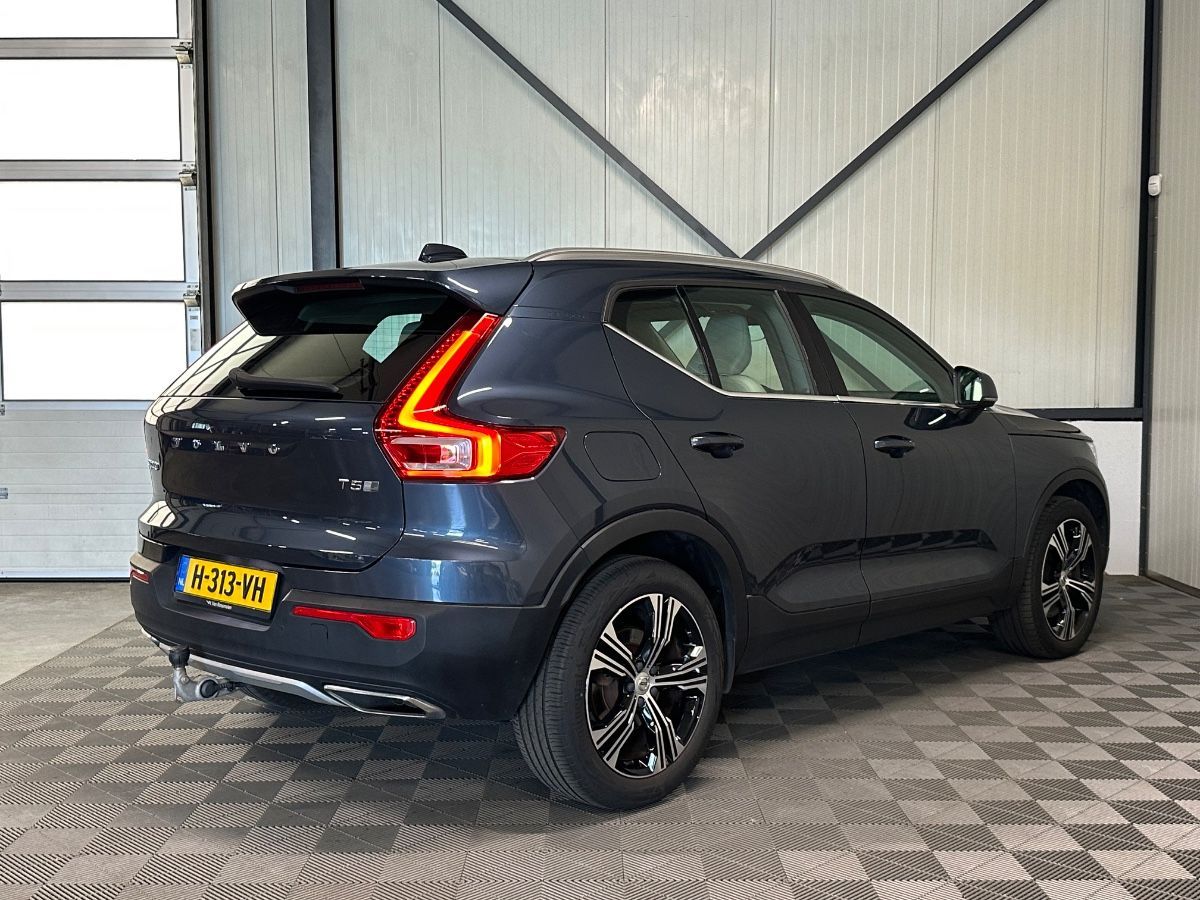 Volvo XC40 1.5 T5 Twin motor Inscription | leder | Nav imagem 2