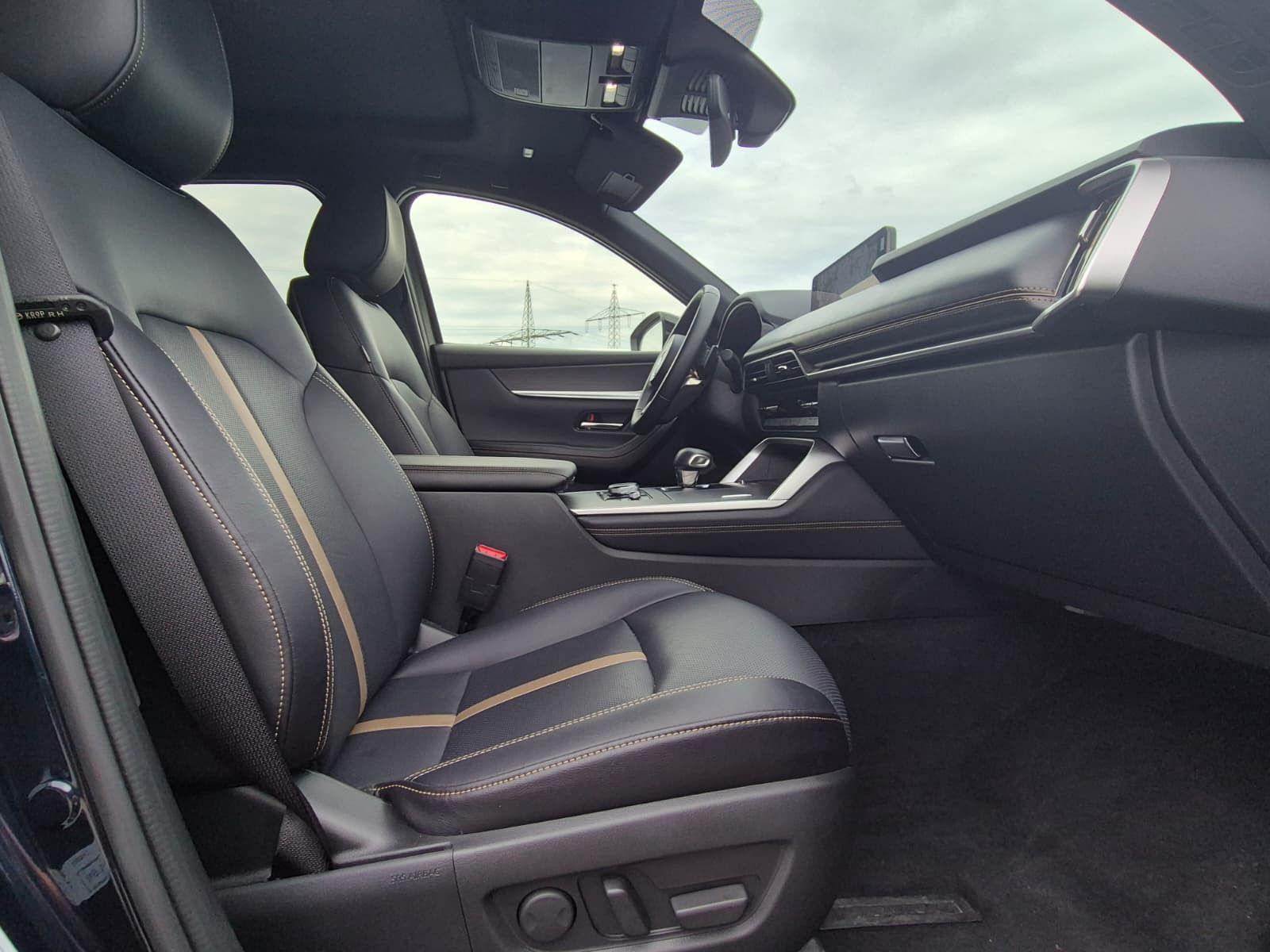 Fahrzeugabbildung Mazda CX-60 Homura+ AWD PANO*HUD*MATRIX*BOSE*360°MEMOR