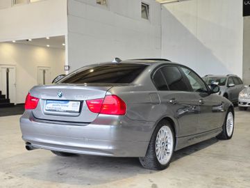 BMW 320 - 6