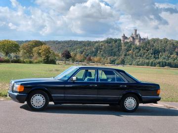 صورة 1 لـ 1990 Mercedes-BENZ C 220