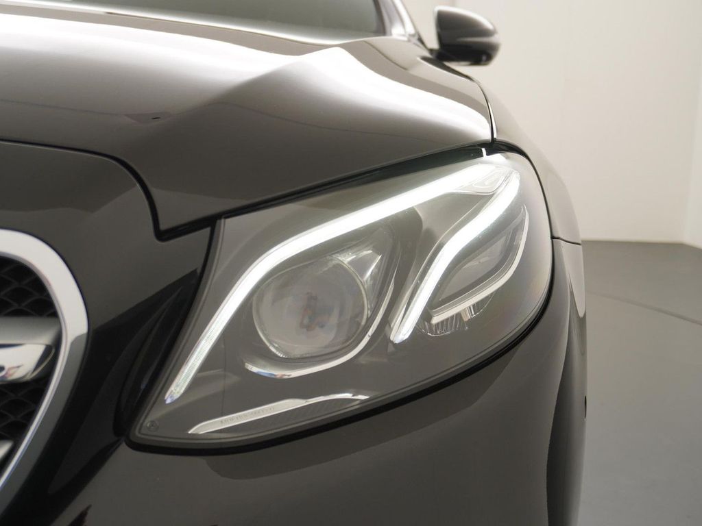 Mercedes-Benz E 400 4Matic Premium Plus AMG Styling Schiebedac