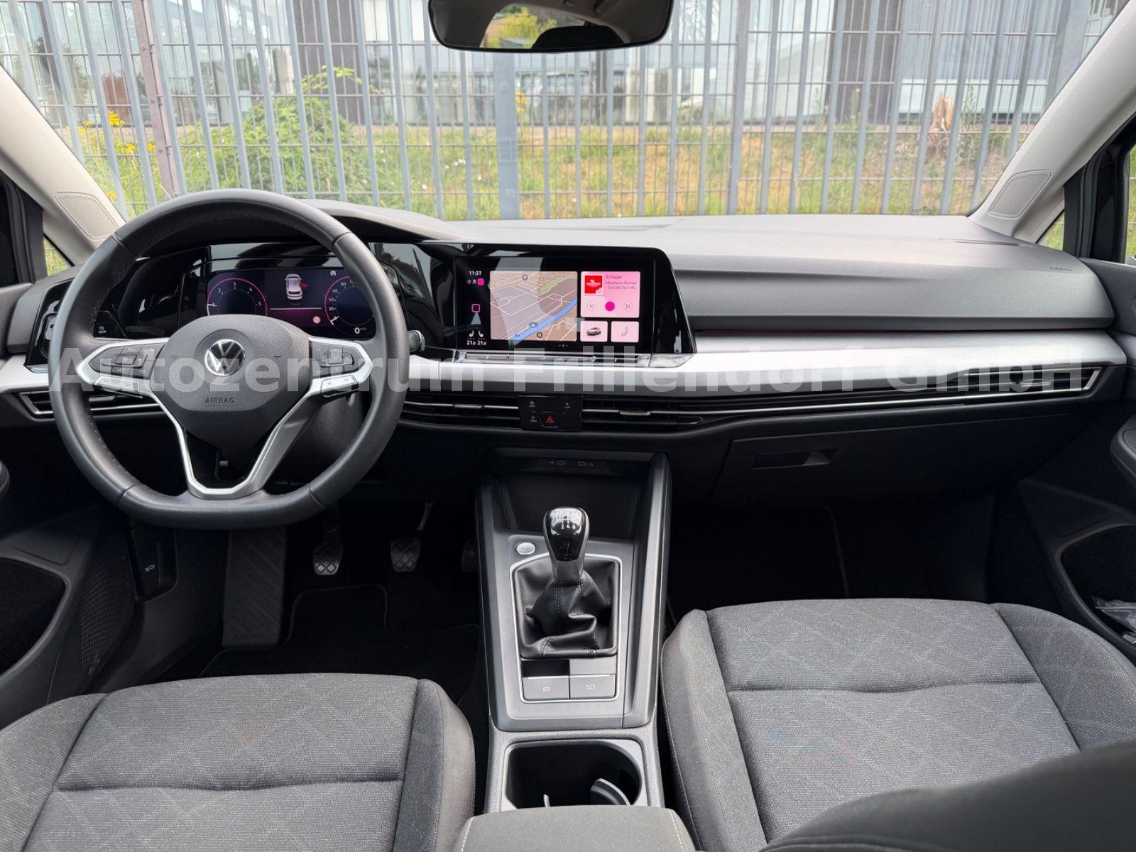 Volkswagen Golf VIII Lim. Life NAVI/IQ/AMBIENTE BELEUCHTUNG, миниатюра 12