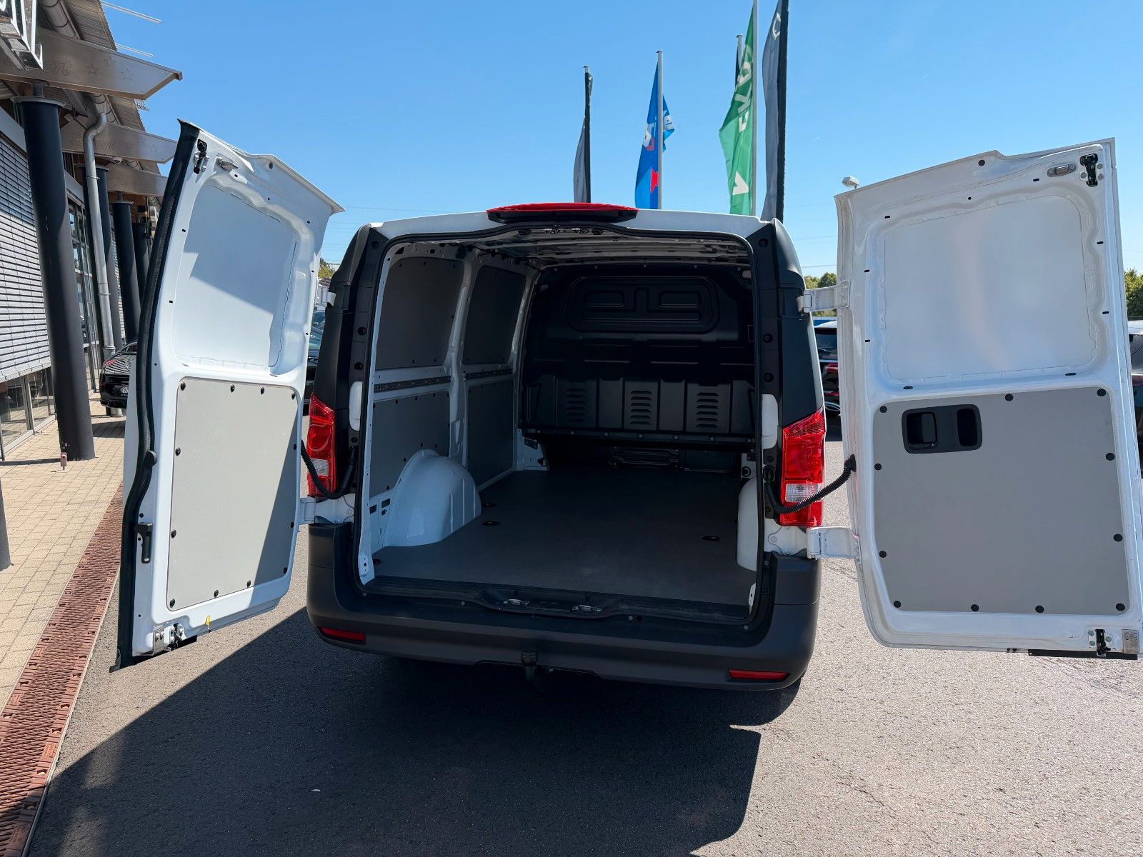 Fahrzeugabbildung Mercedes-Benz Vito 116 CDI Klima Kamera AHK Navi