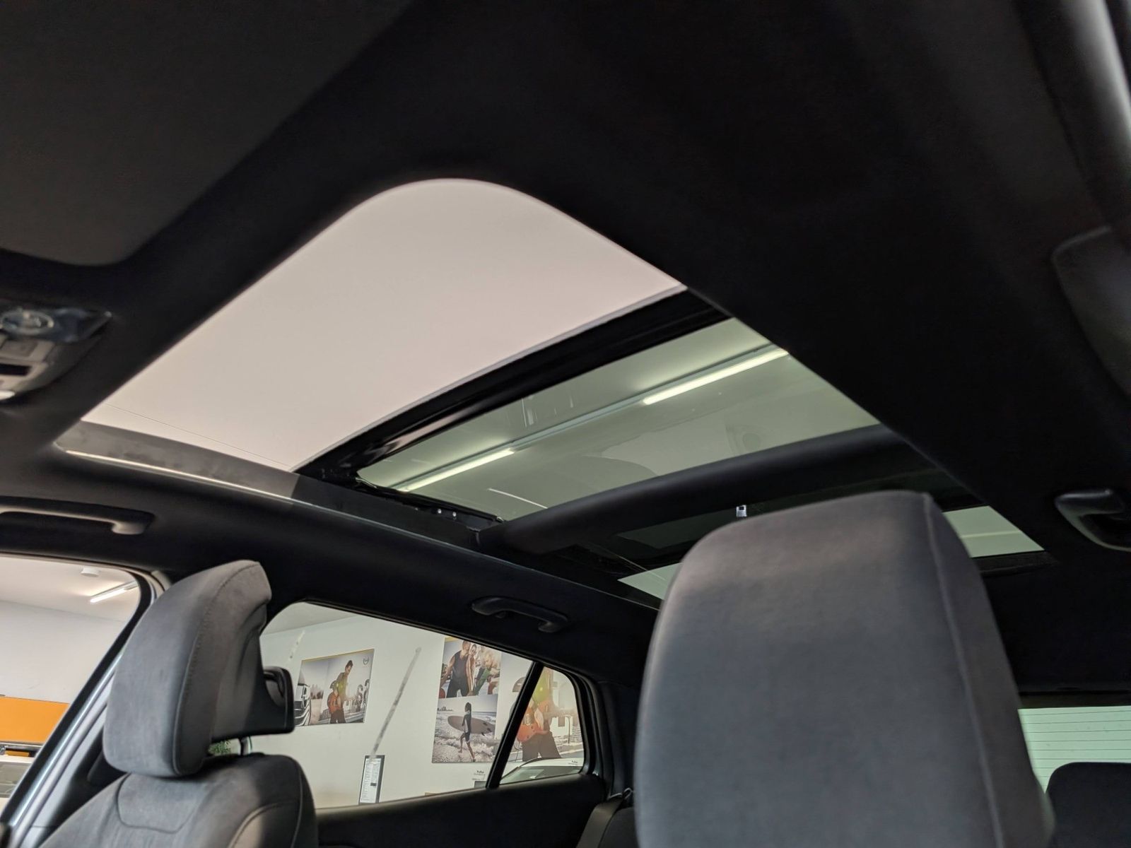 KIA Sportage 1.6 T-GDI HEV AWD Nightline Schiebedach – Bild 9