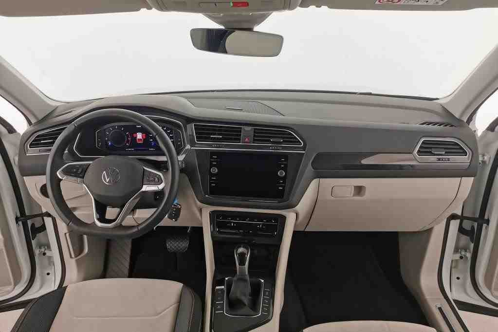 Volkswagen Tiguan Elegance 1.5 TSI AHK*Tempo*PDC*RFK*Klima