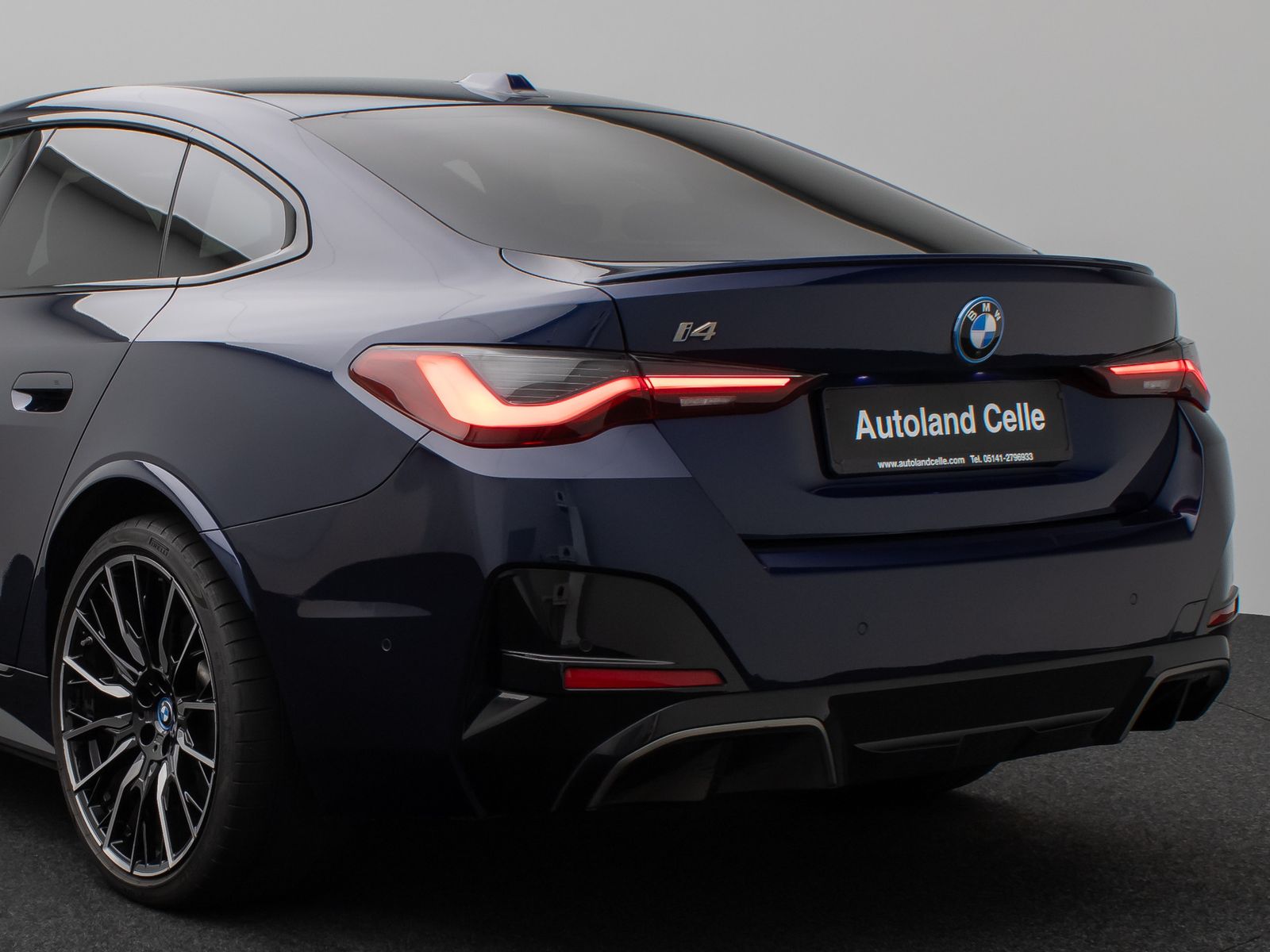 Fahrzeugabbildung BMW i4 M50 Gran Coupé 360°DAB HUD H/K Glasdach 20Zol