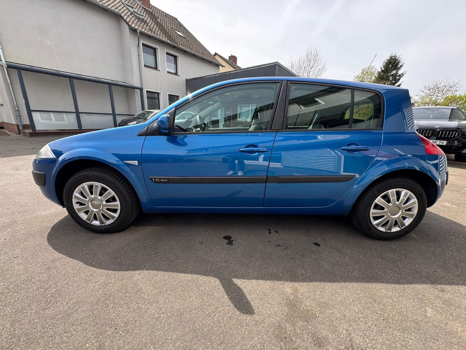 Renault Megane Confort Authentique 1.6 16V