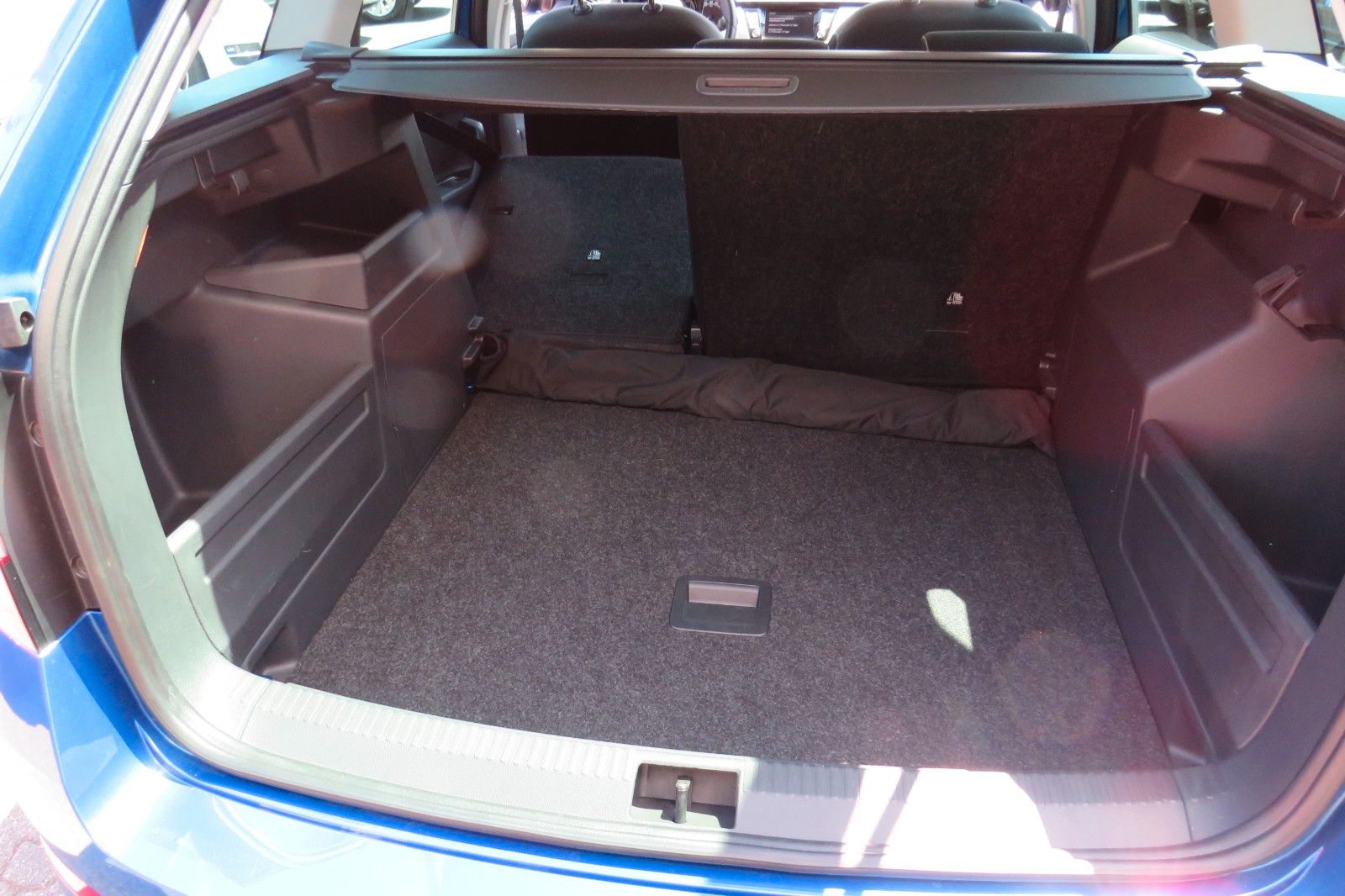 Fahrzeugabbildung SKODA Fabia Combi Ambition SITZH. GRA PDC NAVI APP 1.H