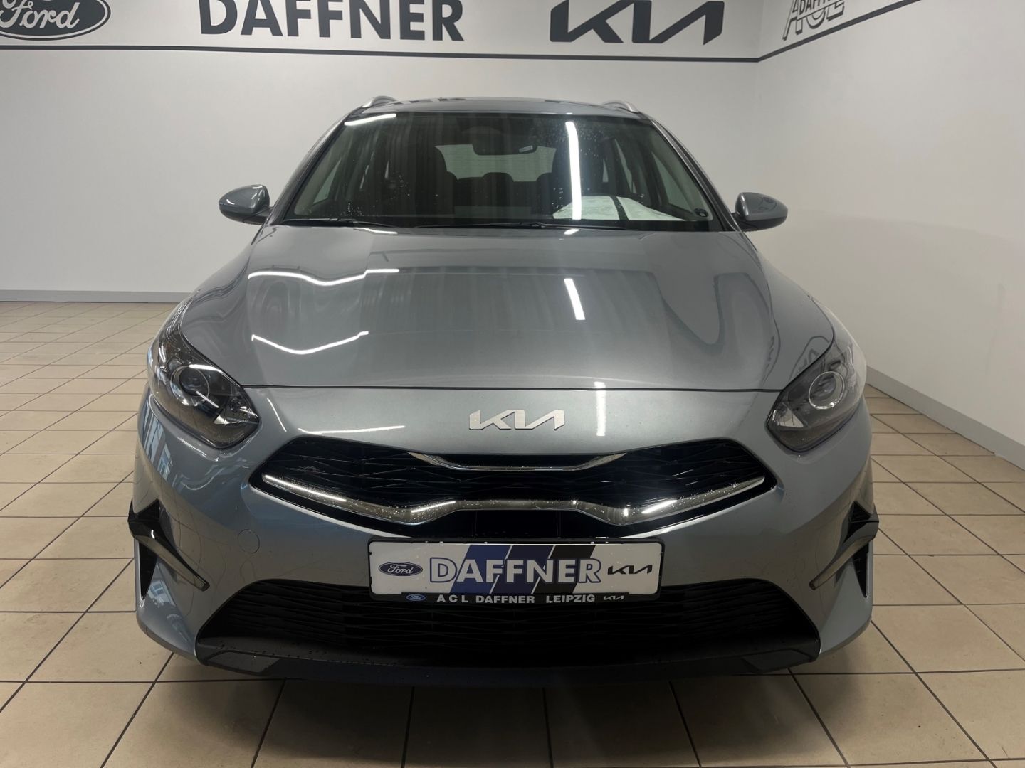 Fahrzeugabbildung Kia Ceed_sw Vision 1.4 Lane Assist Navi Kamera LIM