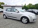 Kia cee'd / Ceed 1.4*Scheckheft*1.Hand*AHK*Klima* - Kia cee'd / Ceed aus 2009