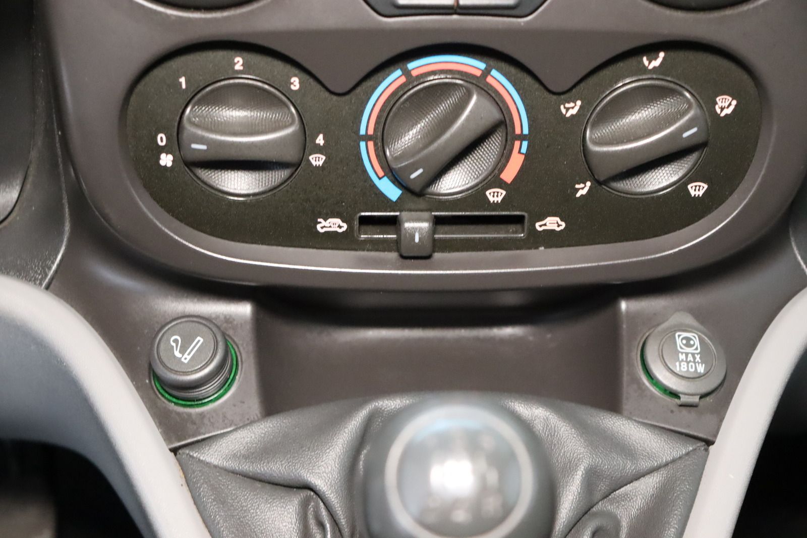 Fahrzeugabbildung Fiat Doblo Cargo 1.3 JTD MAXI Kühlwagen