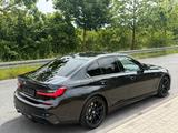 BMW 330d xDrive M-Sportpaket*LASER*HUD*INNOV*AMBIENT - BMW 330 mit Diesel-Antrieb