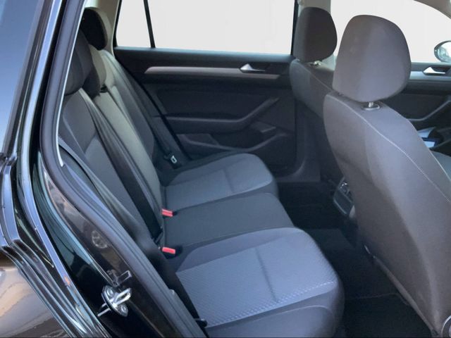 Passat Variant 1.6 TDI NAV, Klima, LED.