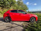 Alfa Romeo Giulietta QV TCT | Leder/Alcantara | Navi | TÜV  - Alfa Romeo Giulietta: Rot