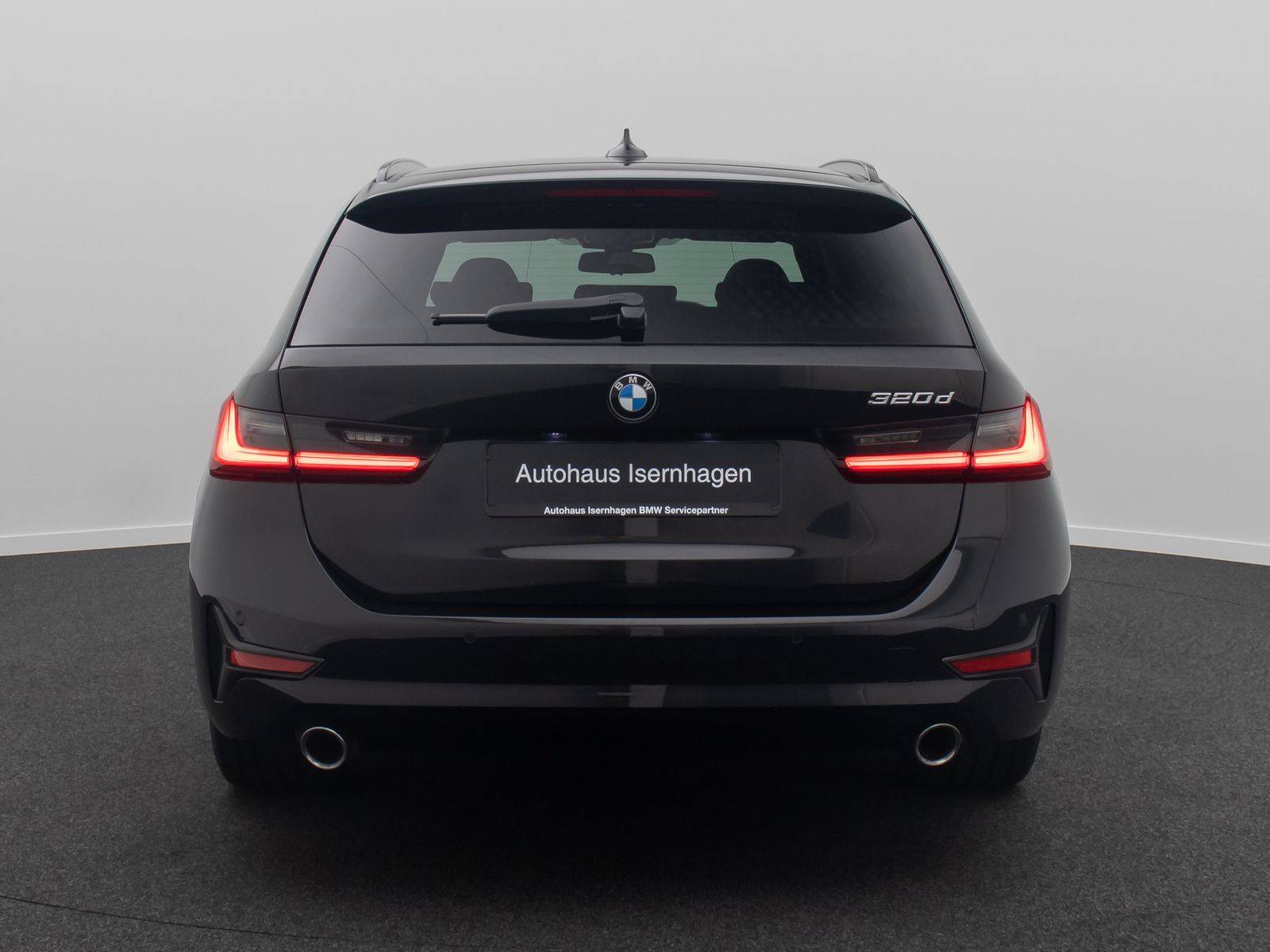 Fahrzeugabbildung BMW 320d ACC Alarm HUD DAB H/K Panoram Sportsitz 19"