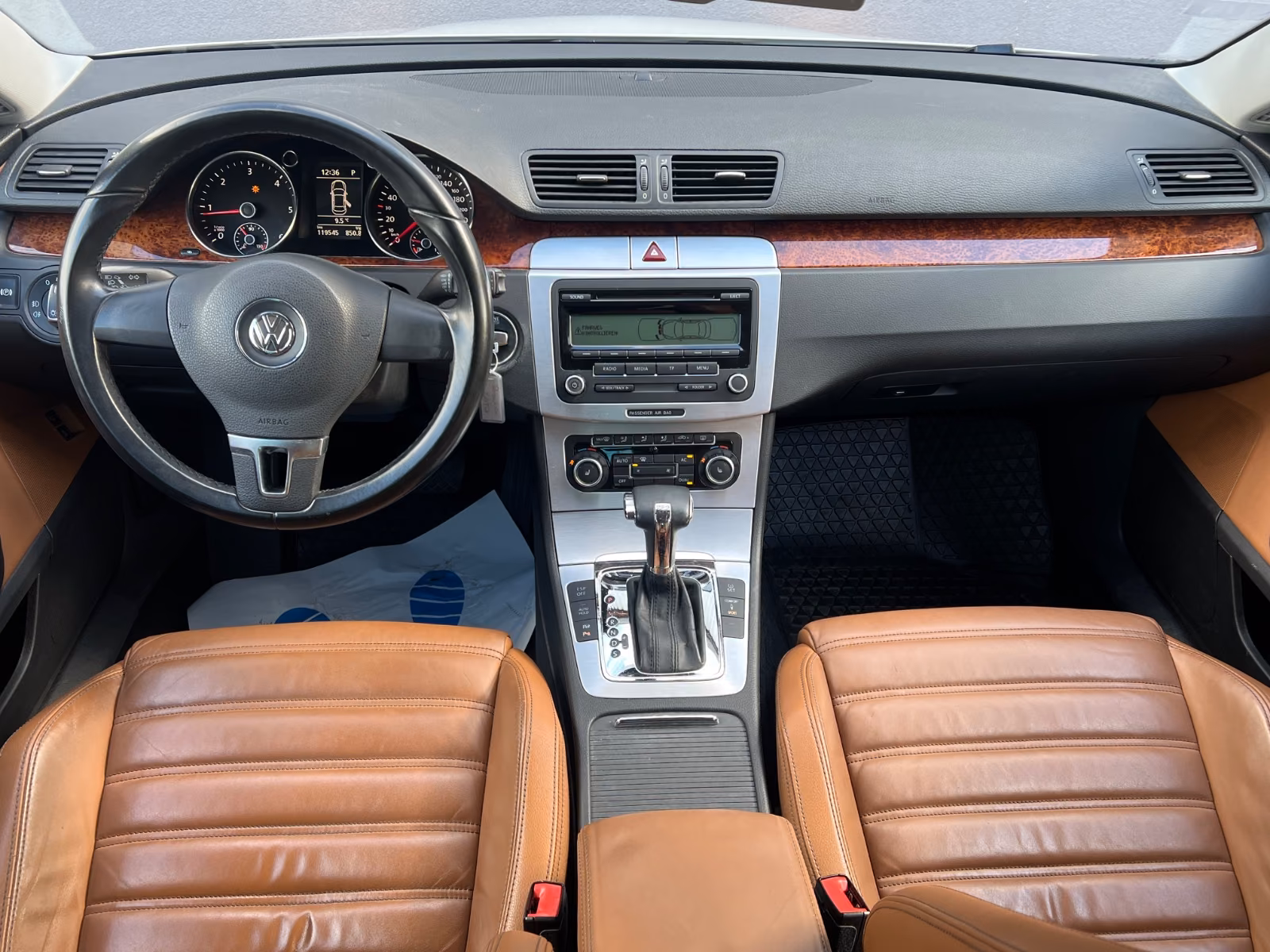 Volkswagen Passat CC 2.0 TDI 170 ch DSG • Cuir Nappa • Bi-Xénon • Park Assist • 18"
