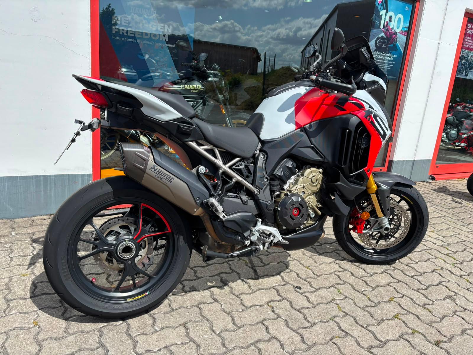Ducati Multistrada V4 RS inkl Zubehör