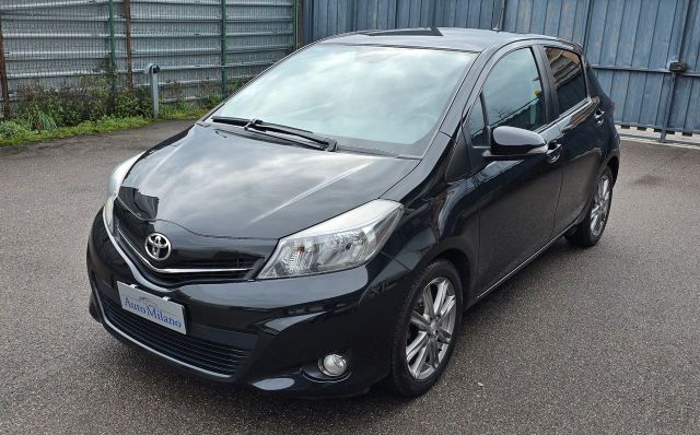 Toyota Yaris 1.3 5 porte Lounge CVT Stop & Start