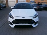 Ford Focus Lim. RS - Ford Focus: Weiß, RS