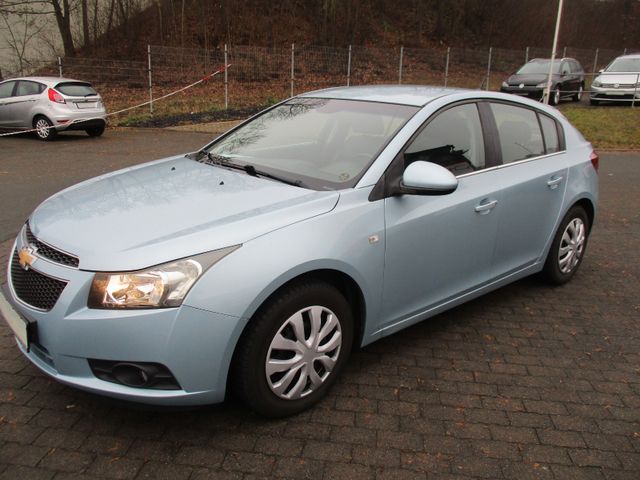 Chevrolet Cruze Hatchback LTZ Automatik Navi Leder PDC