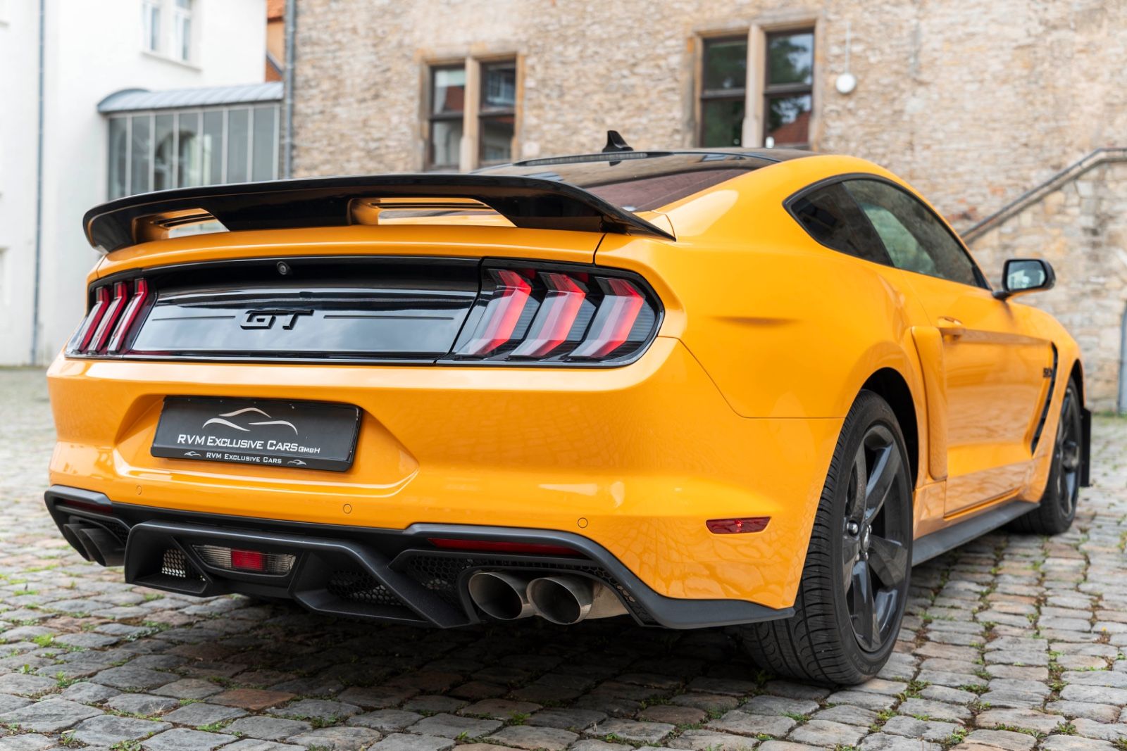 Fahrzeugabbildung Ford Mustang GT 5.0L RECARO TOTW LED KAM NAV