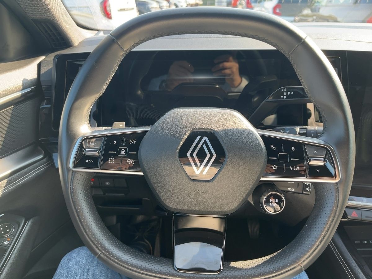 Fahrzeugabbildung Renault Austral Techno 160 Aut. el. Heckkl. WSSbeh. SHZ