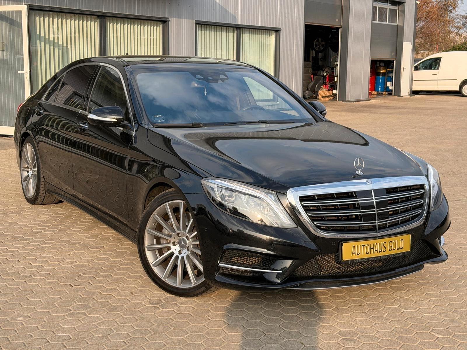 Mercedes-Benz S 500 S Limousine S 500 4Matic L/Pano/ AMG-PAKET