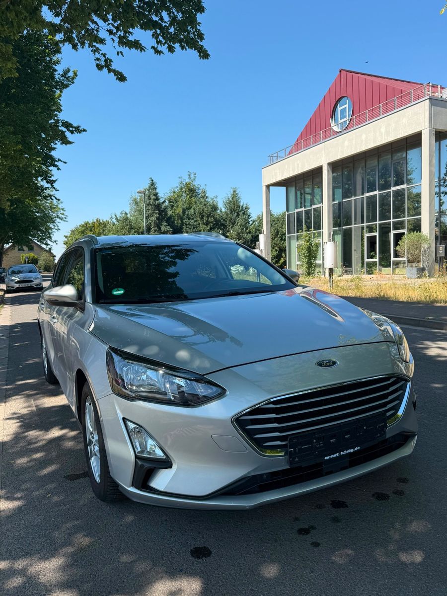 Ford Focus - 1