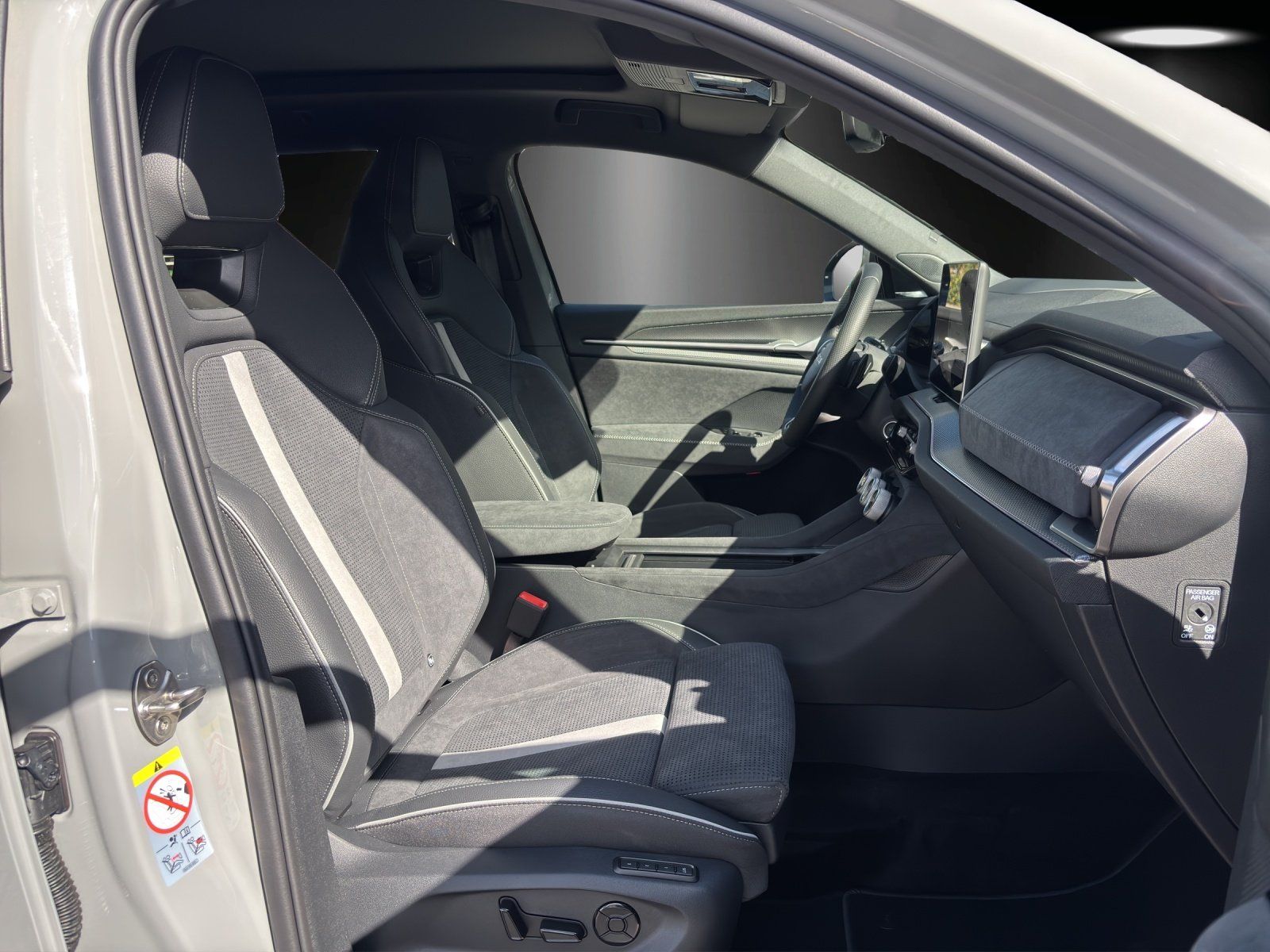 Fahrzeugabbildung SKODA Kodiaq Sportline 2,0TDI 142kW DSG 4x4/AHK/PANO