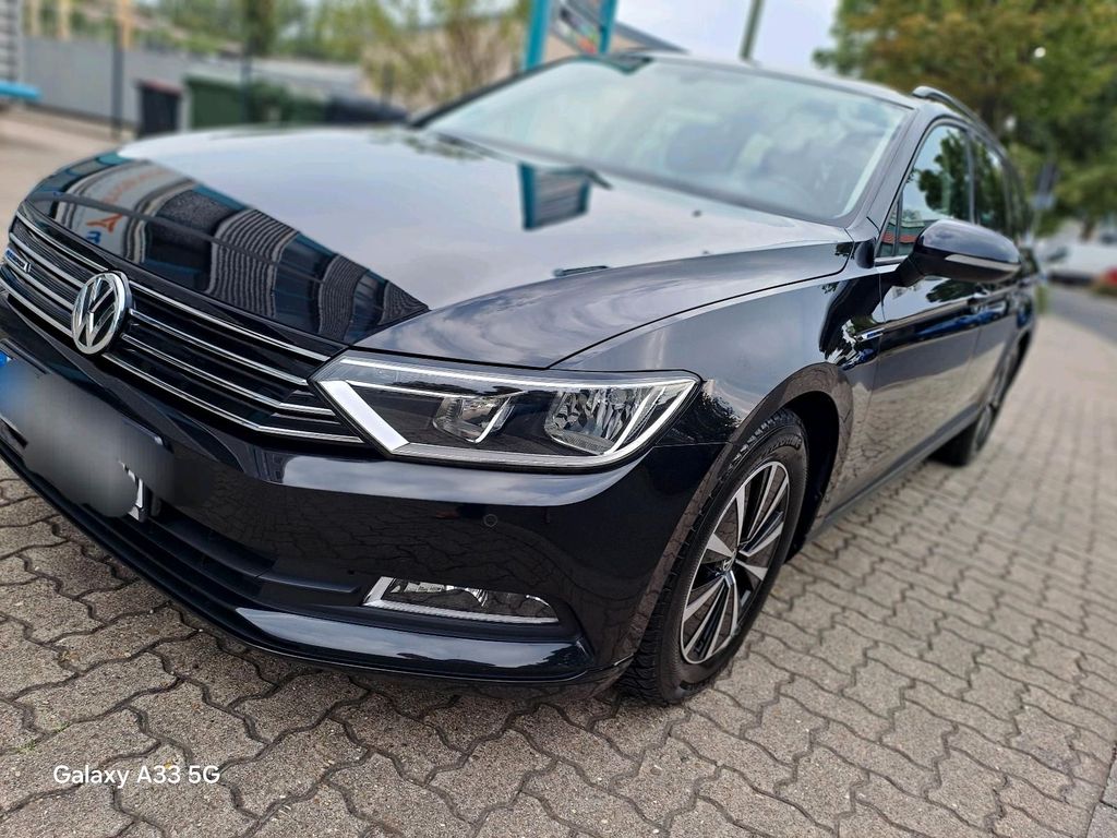 Image of Volkswagen Passat Variant