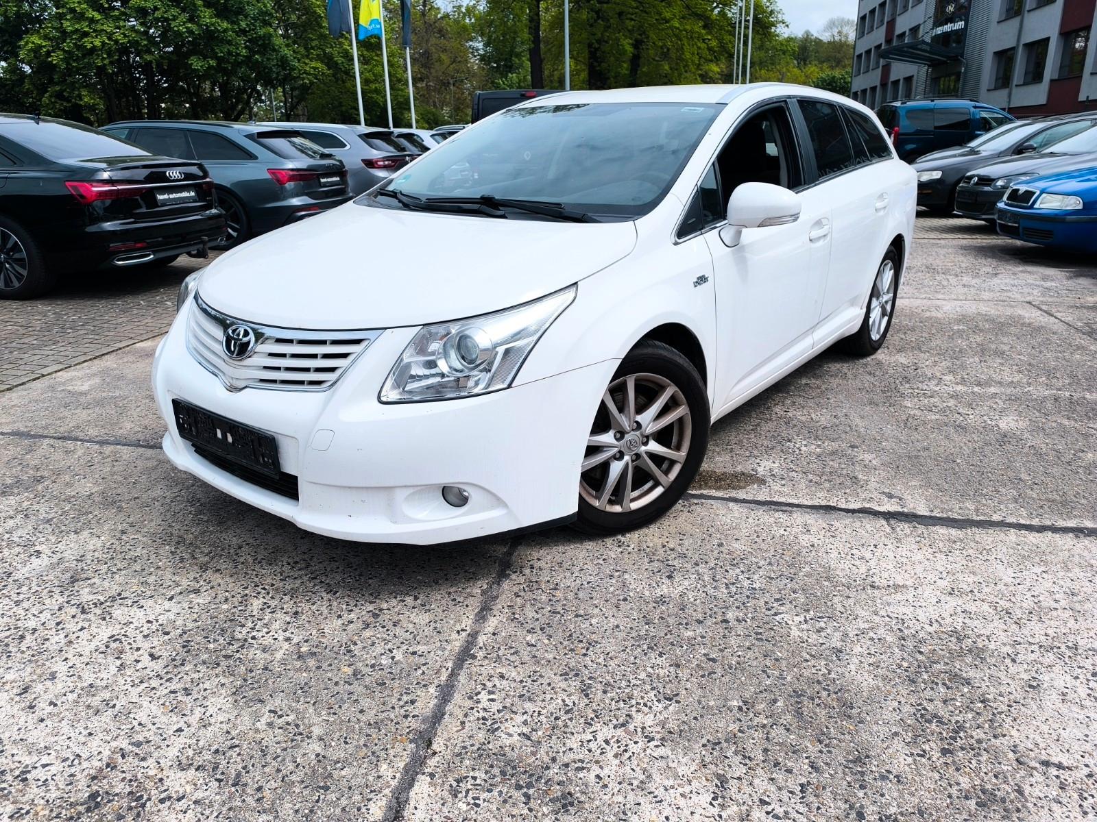 Toyota Avensis Kombi AZV Klimaautomatik