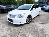 Toyota Avensis Kombi AZV Klimaautomatik - Toyota Avensis: Automatik