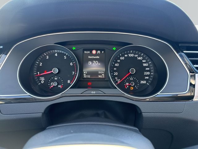 Passat Variant 2.0 TSI Elegance LED+NAVI+AHK+RFK
