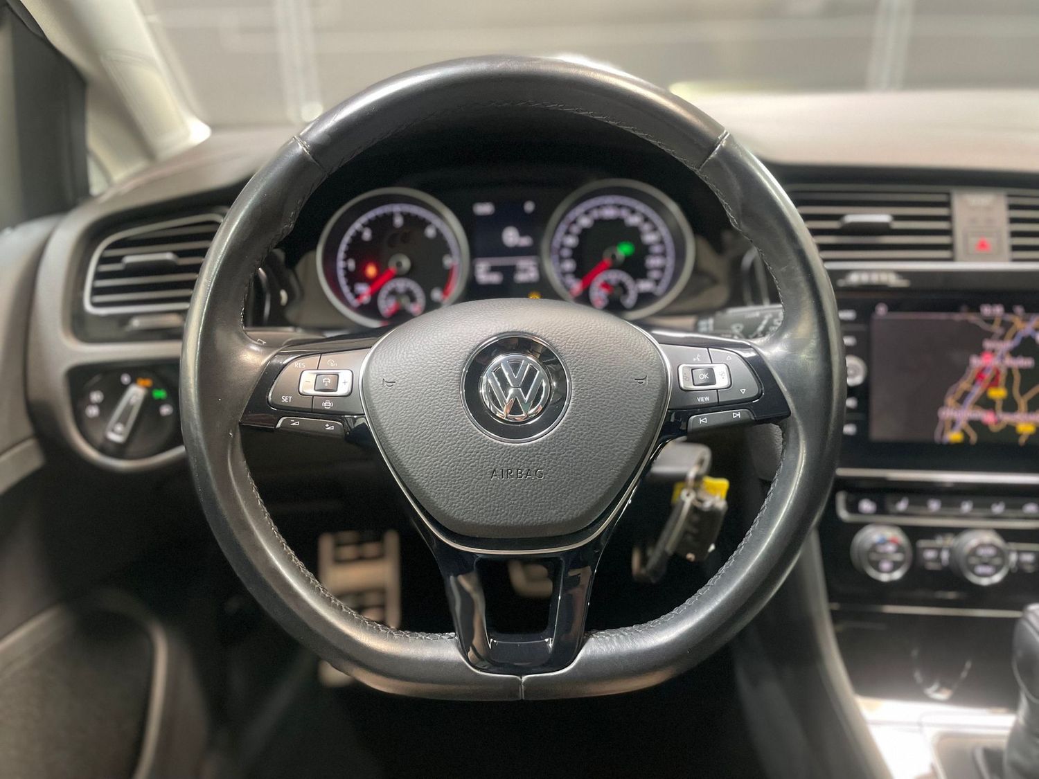 Fahrzeugabbildung Volkswagen Golf Variant IQ.DRIVE #LED#ACC#Spur#AHK
