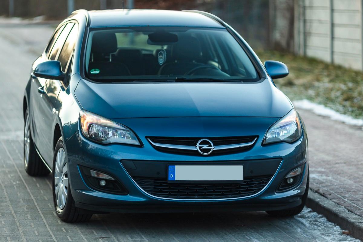 Opel Astra J Sports Tourer Selection