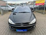 Peugeot 206 CC Cabrio Tendance 110 KLIMAAUTOMATIK*1.HAND - Peugeot 206 in Frankfurt (Main)