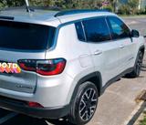 Jeep Compass 1,3 Limited mit Panoramadach - Jeep Avenger von privat