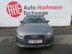 AUDI A3 Sportback 2.0 TDI S-line Sportpaket NavPanACC AUDI A3 Sportback 2.0 TDI S-line Sportpaket NavPanACC