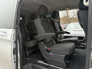 Mercedes V 250 - 12