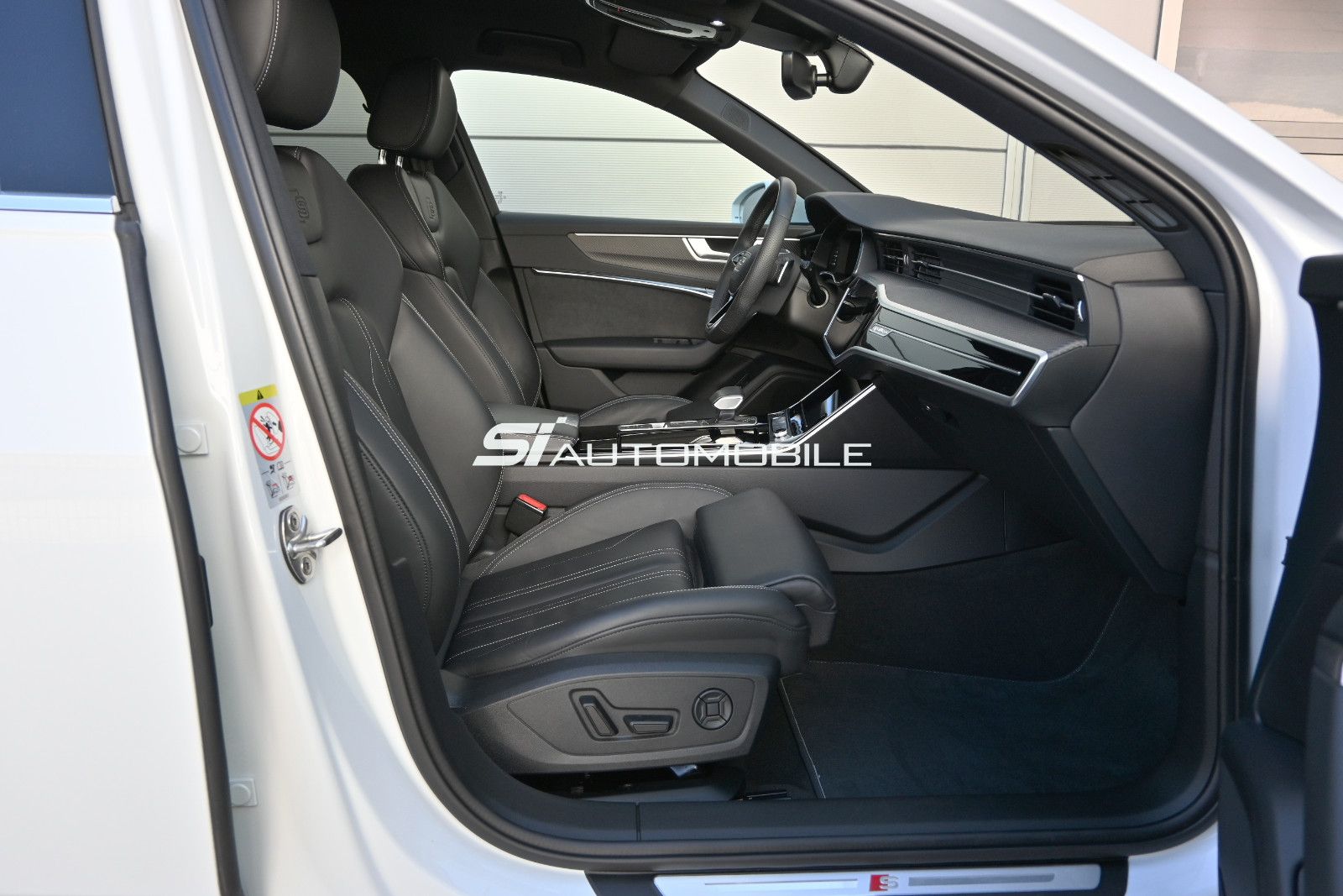 Fahrzeugabbildung Audi A6 40 TDI quattro S-Line Avant °ACC°AHK°STANDHZ°