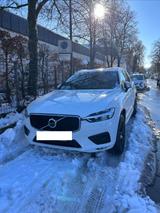 Volvo XC60 T6 AWD R Design Pano. + 360° - Volvo XC60: 3D