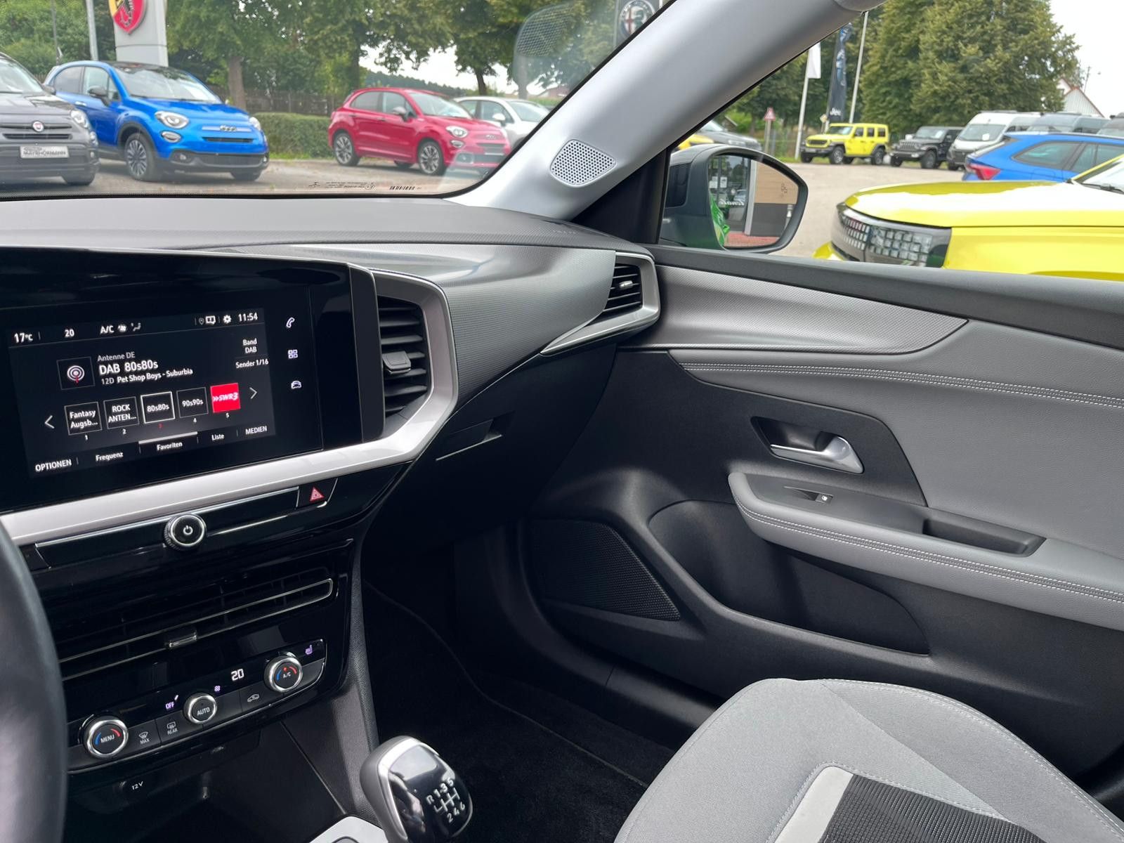 Fahrzeugabbildung Opel Mokka Elegance