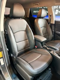 Fahrzeugabbildung Ssangyong Tivoli Grand BLACKLINE*Leder*LED*Klimauto*