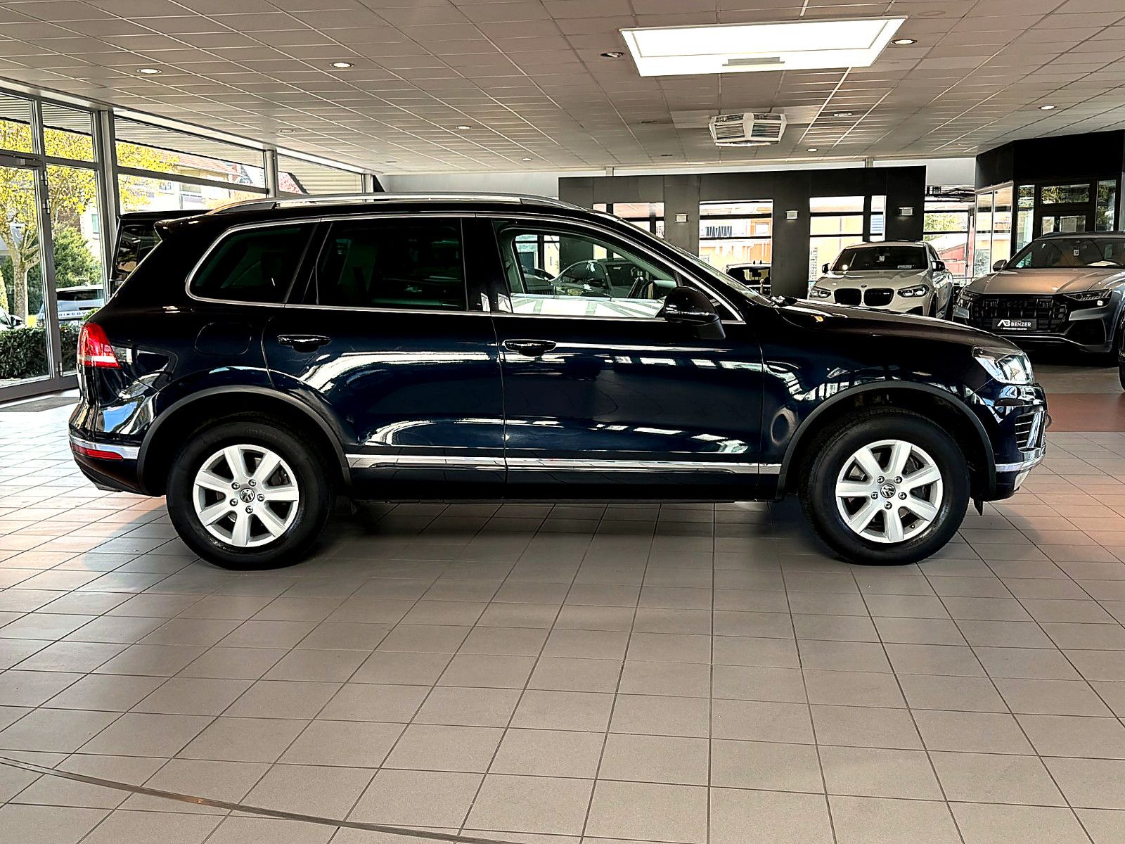 Fahrzeugabbildung Volkswagen Touareg V6 TDI Terrain Tech 4Mot/NAVI/LED/LEDER