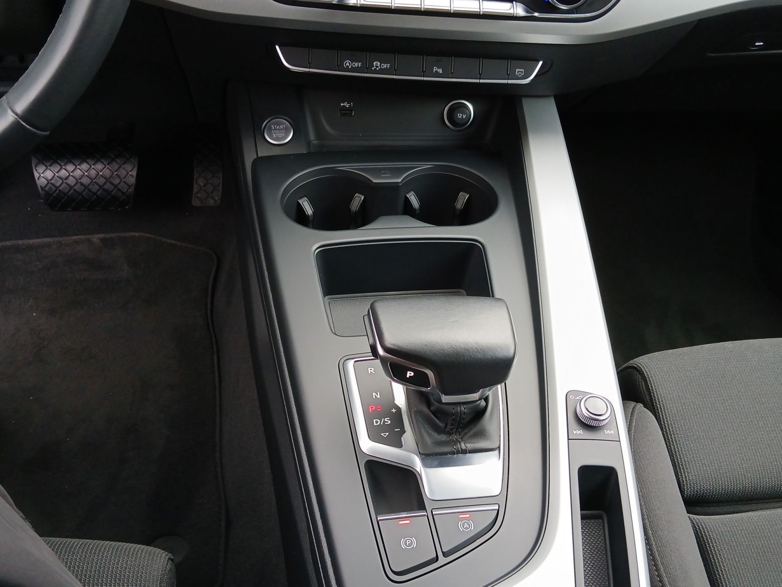 Audi A4 - Bild 12
