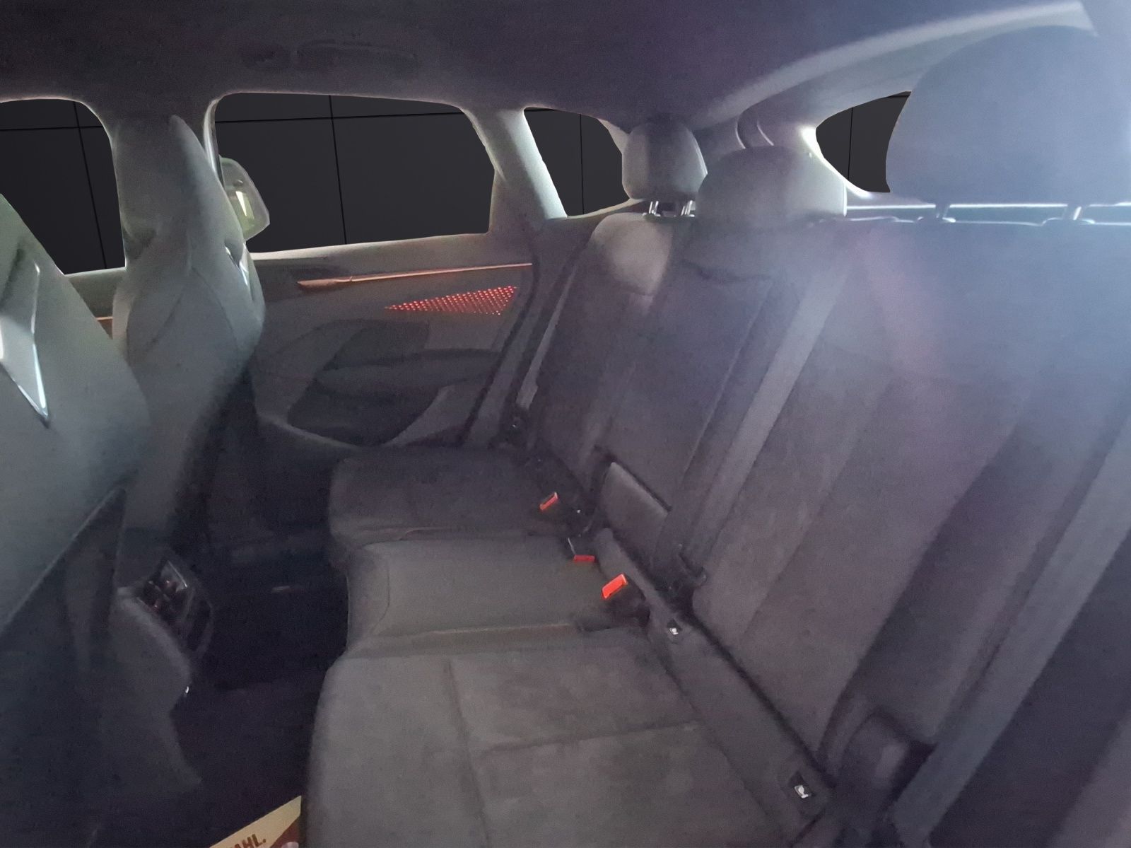 Fahrzeugabbildung SEAT Terramar eTSI Matrix Navi HUD ACC RFK SHZ 19"